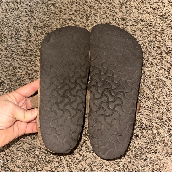 Birkenstock Tan Leather Sandals - Picture 11 of 11